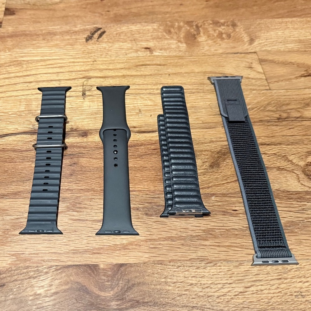 4 Apple Watch Bands